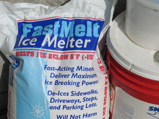 Choosing Appropriate Ice Melt Products