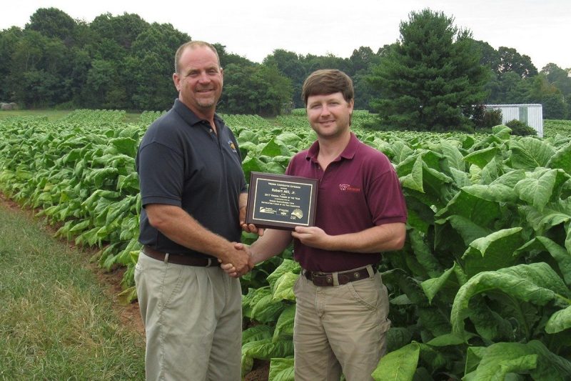 Robert Mills Jr. (left), 2017 Virginia Farmer of the Year